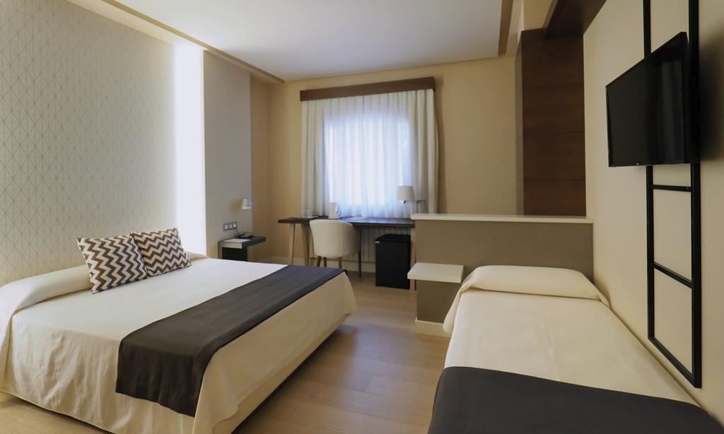 Hotel Quinta Real Granada Huétor Vega Esterno foto